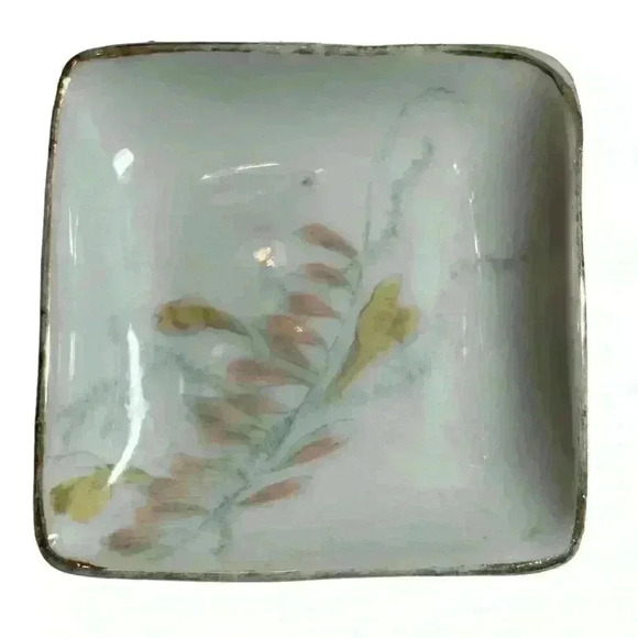 Set of 4 vintage hand painted Japanese sushi dip or salt dishes - Picture 7 of 10